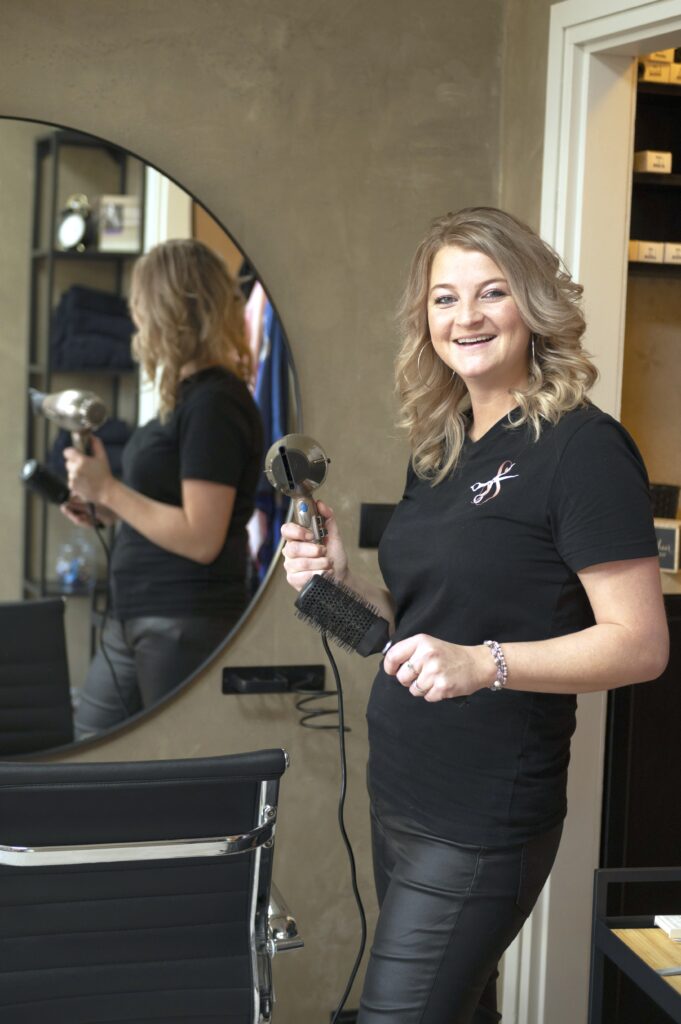 Sarah Driessen &mdash; Mooi Haar By Saar, kapsalon Fijnaart